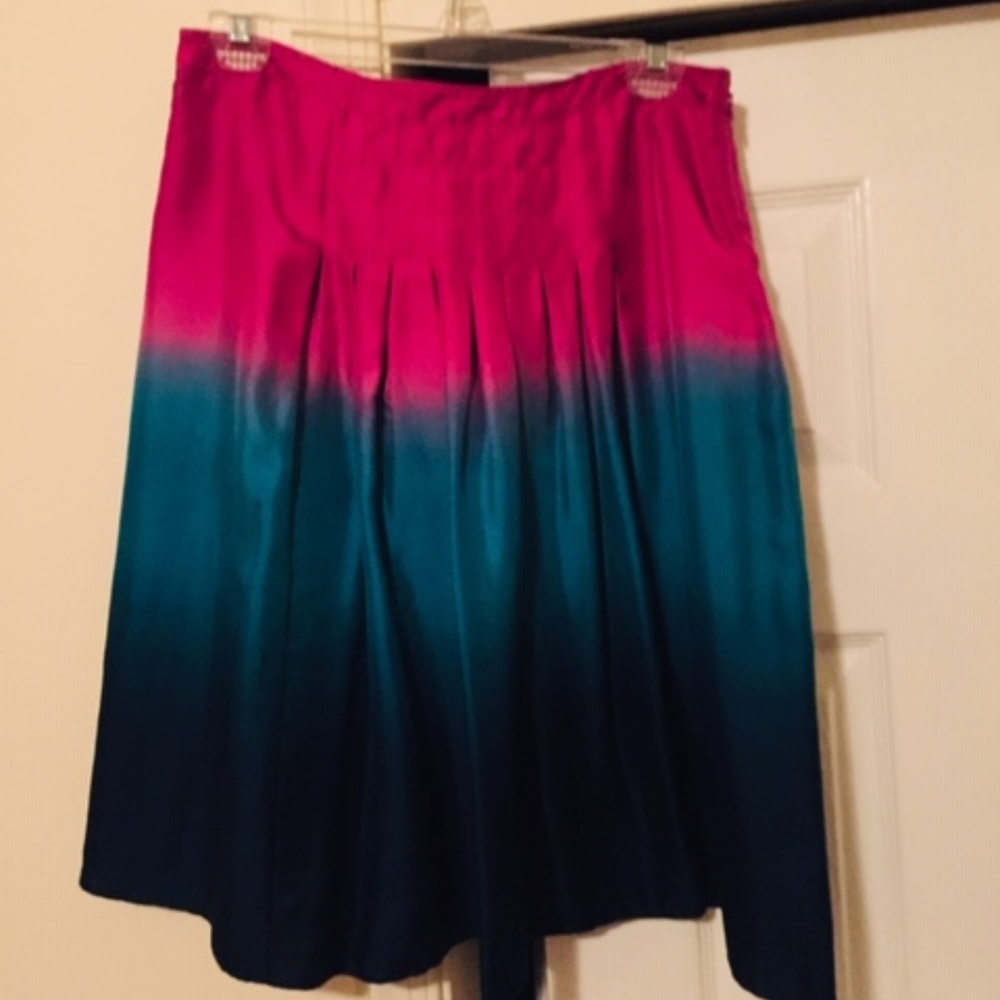 100% silk Nine West ombré dip dyed skirt Pleated